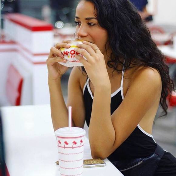 Meet your Posher, Felicity - Picture 1 of 1